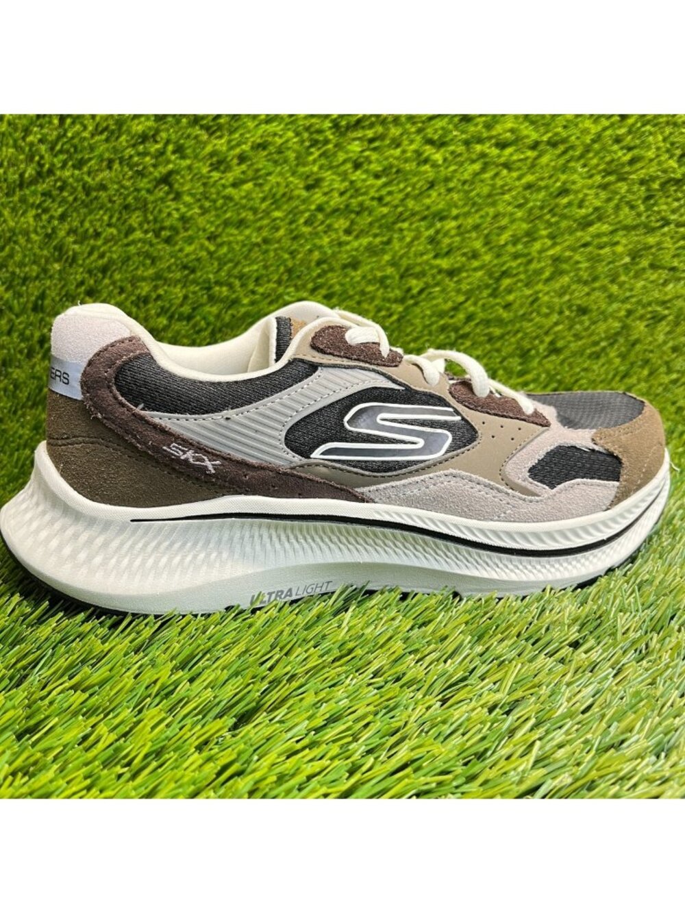 Skechers Go Run Consistent 2.0 Mens Size 7 Brown White Running Shoes Sneakers